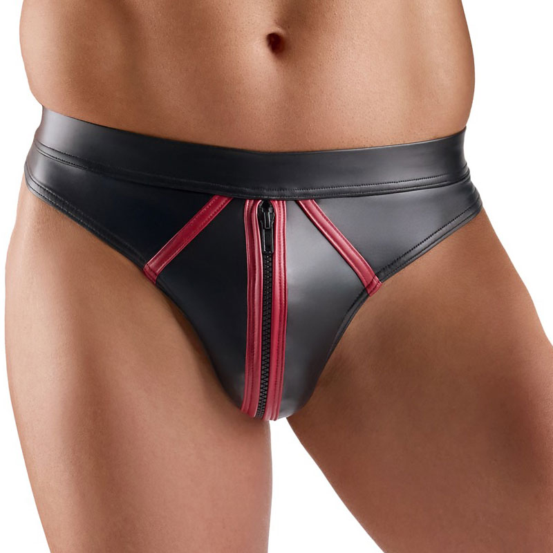 String im schwarzen Wetlook